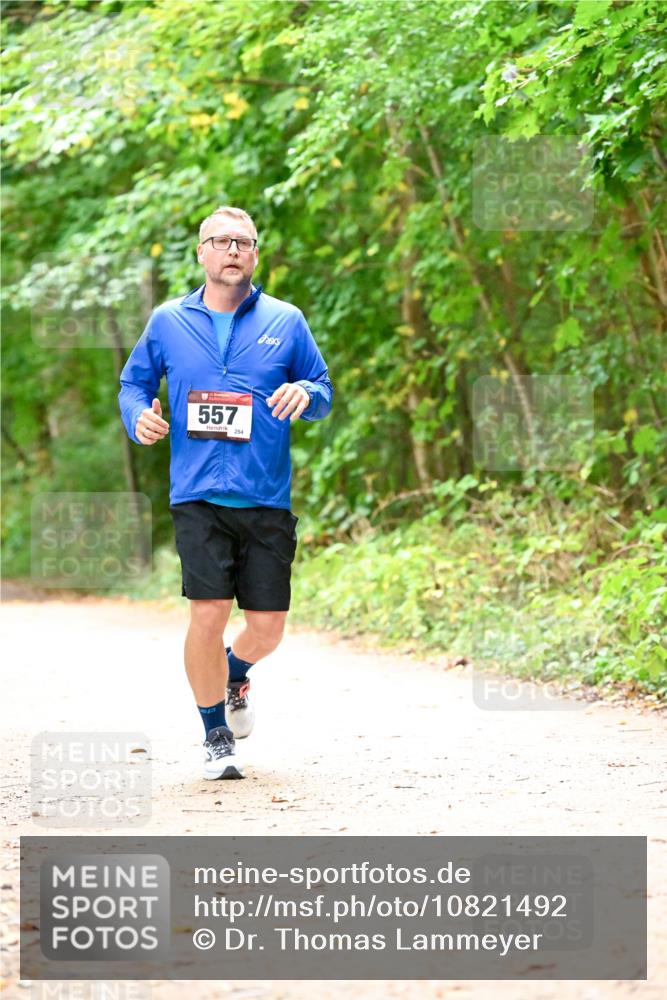 11.10.2026 - Bramfelder Halbmarathon 2026 Dr. Thomas Lammeyer http://msf.ph/oto/10821492 11.10.2026 10:27:30 Laufen 557, 254 meine-sportfotos.de