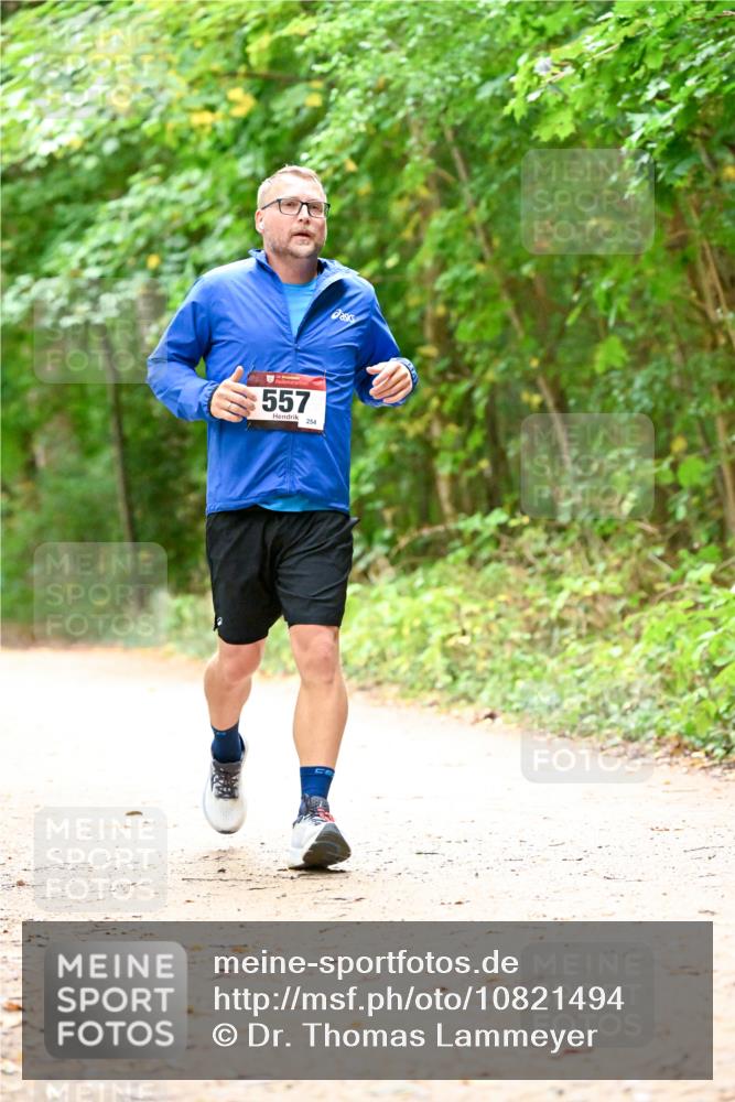 11.10.2026 - Bramfelder Halbmarathon 2026 Dr. Thomas Lammeyer http://msf.ph/oto/10821494 11.10.2026 10:27:30 Laufen 557, 254 meine-sportfotos.de