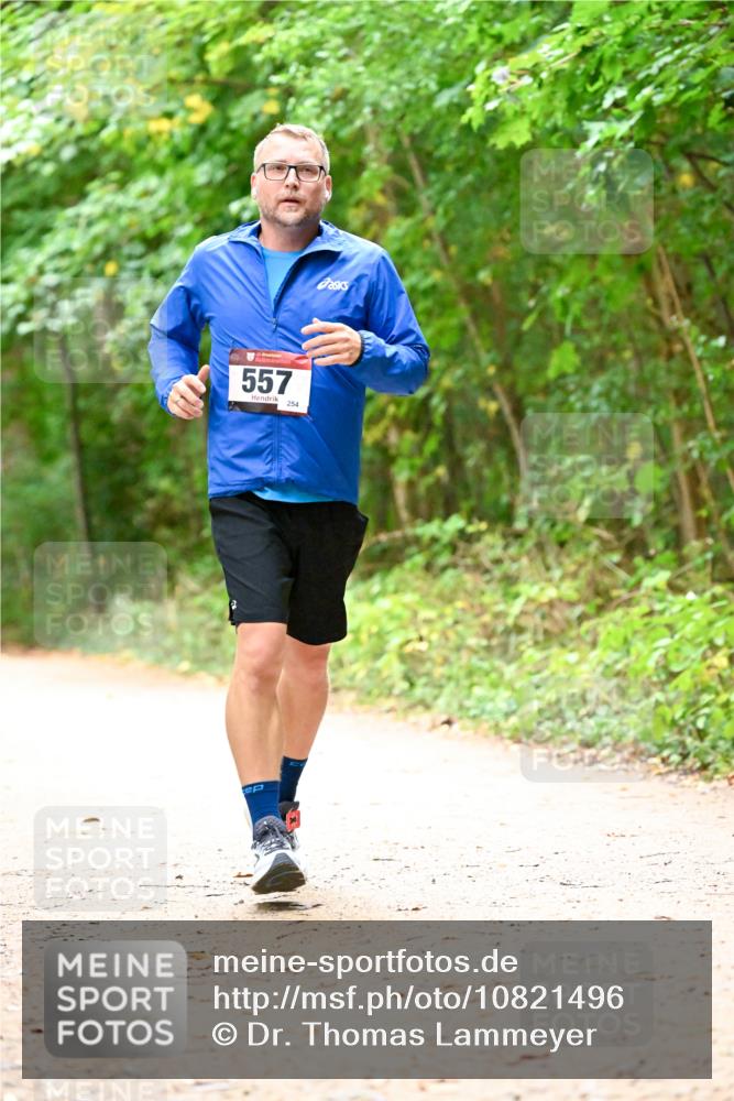 11.10.2026 - Bramfelder Halbmarathon 2026 Dr. Thomas Lammeyer http://msf.ph/oto/10821496 11.10.2026 10:27:30 Laufen 557, 254 meine-sportfotos.de