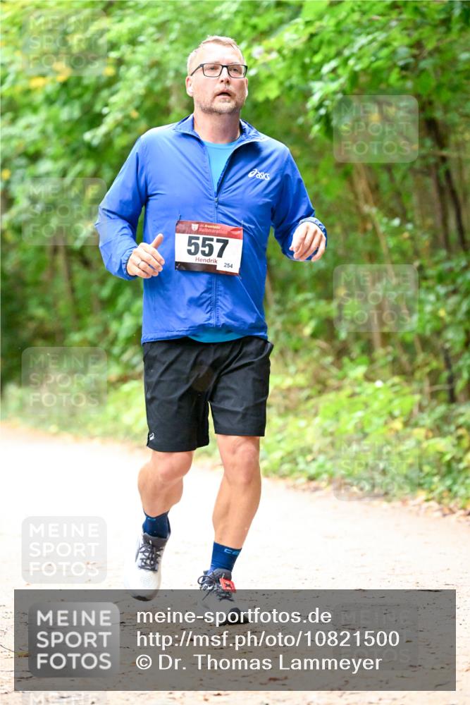 11.10.2026 - Bramfelder Halbmarathon 2026 Dr. Thomas Lammeyer http://msf.ph/oto/10821500 11.10.2026 10:27:31 Laufen 557, 254 meine-sportfotos.de