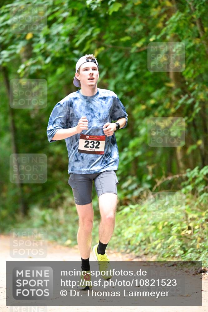 11.10.2026 - Bramfelder Halbmarathon 2026 Dr. Thomas Lammeyer http://msf.ph/oto/10821523 11.10.2026 10:28:02 Laufen 232 meine-sportfotos.de