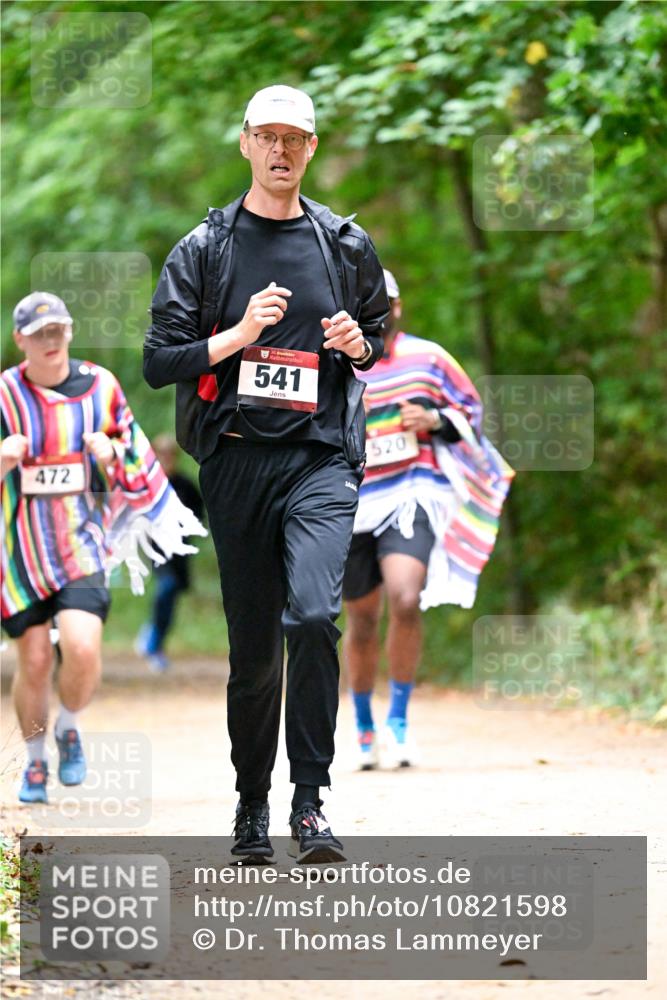 11.10.2026 - Bramfelder Halbmarathon 2026 Dr. Thomas Lammeyer http://msf.ph/oto/10821598 11.10.2026 10:28:27 Laufen 472, 541, 520 meine-sportfotos.de