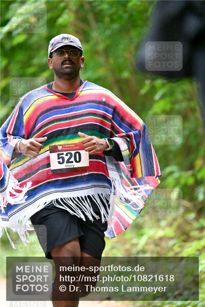 11.10.2026 - Bramfelder Halbmarathon 2026 Dr. Thomas Lammeyer http://msf.ph/oto/10821618 11.10.2026 10:28:31 Laufen 217, 35, 520 meine-sportfotos.de