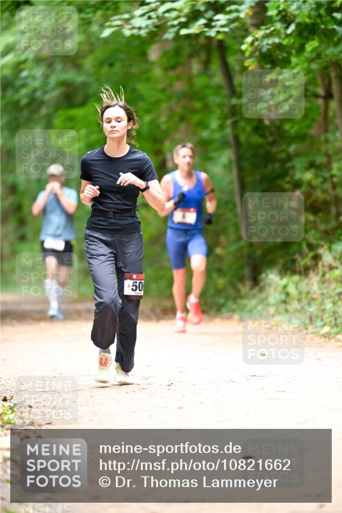 11.10.2026 - Bramfelder Halbmarathon 2026 Dr. Thomas Lammeyer http://msf.ph/oto/10821662 11.10.2026 10:28:59 Laufen 50 meine-sportfotos.de