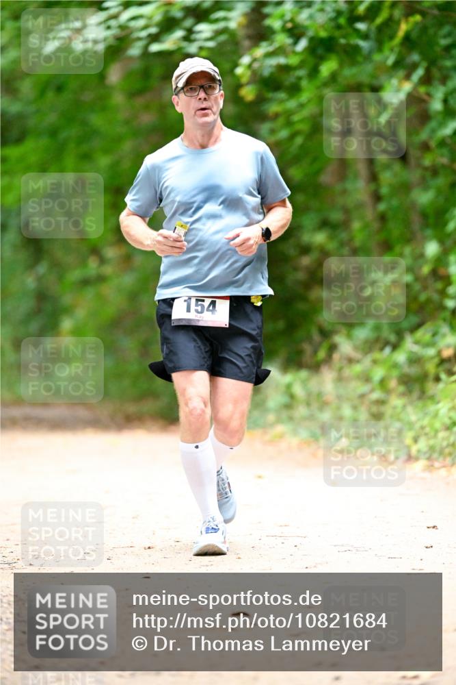 11.10.2026 - Bramfelder Halbmarathon 2026 Dr. Thomas Lammeyer http://msf.ph/oto/10821684 11.10.2026 10:29:06 Laufen 154 meine-sportfotos.de