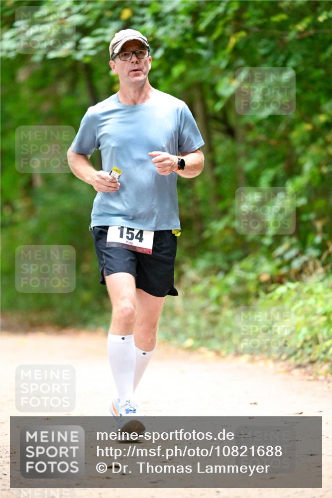 11.10.2026 - Bramfelder Halbmarathon 2026 Dr. Thomas Lammeyer http://msf.ph/oto/10821688 11.10.2026 10:29:06 Laufen 154 meine-sportfotos.de