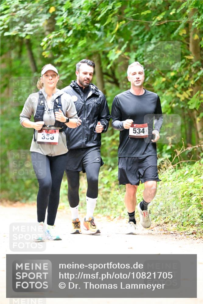 11.10.2026 - Bramfelder Halbmarathon 2026 Dr. Thomas Lammeyer http://msf.ph/oto/10821705 11.10.2026 10:29:19 Laufen 358, 534 meine-sportfotos.de