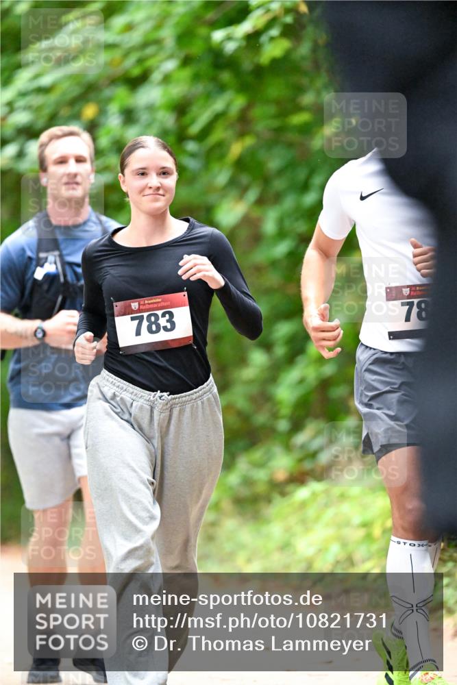 11.10.2026 - Bramfelder Halbmarathon 2026 Dr. Thomas Lammeyer http://msf.ph/oto/10821731 11.10.2026 10:29:30 Laufen 35, 783, 35, 78 meine-sportfotos.de