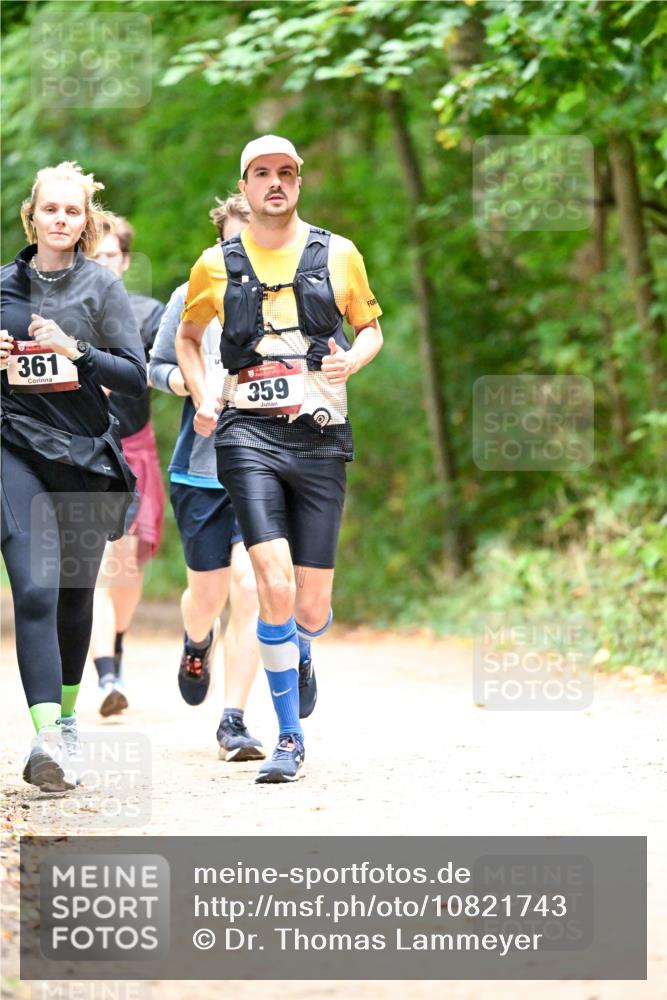 11.10.2026 - Bramfelder Halbmarathon 2026 Dr. Thomas Lammeyer http://msf.ph/oto/10821743 11.10.2026 10:29:32 Laufen 361, 359 meine-sportfotos.de