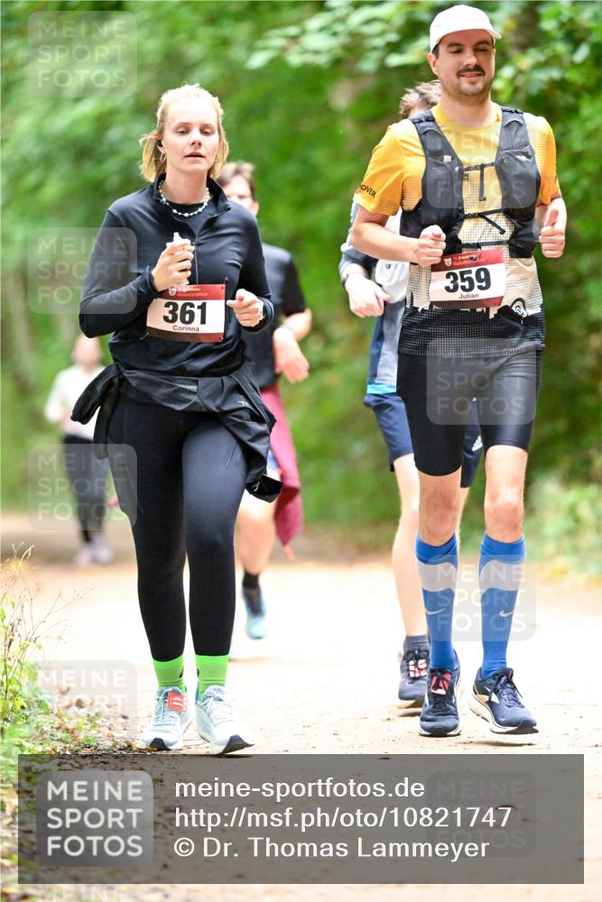 11.10.2026 - Bramfelder Halbmarathon 2026 Dr. Thomas Lammeyer http://msf.ph/oto/10821747 11.10.2026 10:29:33 Laufen 361, 359 meine-sportfotos.de