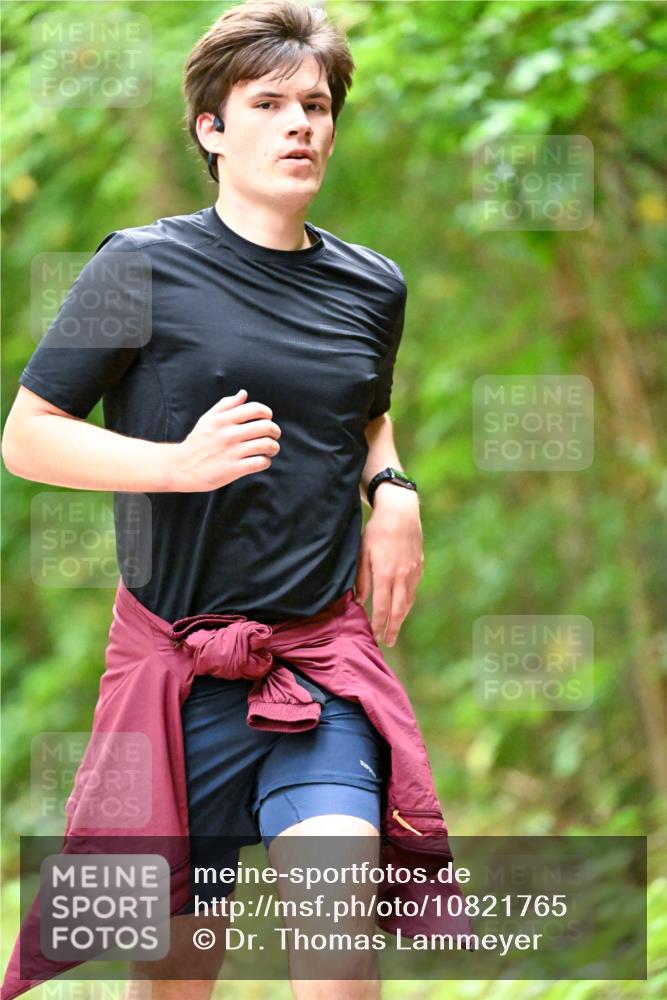 11.10.2026 - Bramfelder Halbmarathon 2026 Dr. Thomas Lammeyer http://msf.ph/oto/10821765 11.10.2026 10:29:37 Laufen  meine-sportfotos.de