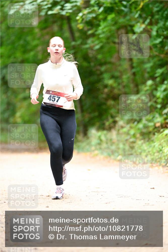 11.10.2026 - Bramfelder Halbmarathon 2026 Dr. Thomas Lammeyer http://msf.ph/oto/10821778 11.10.2026 10:29:41 Laufen 457 meine-sportfotos.de