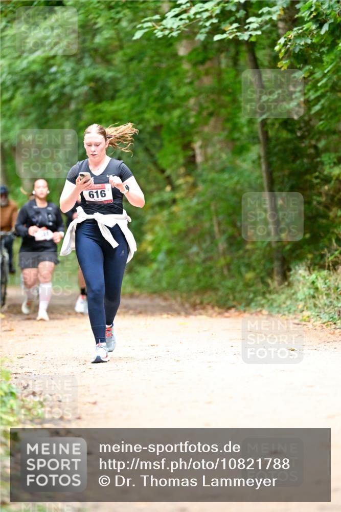 11.10.2026 - Bramfelder Halbmarathon 2026 Dr. Thomas Lammeyer http://msf.ph/oto/10821788 11.10.2026 10:29:56 Laufen 616 meine-sportfotos.de