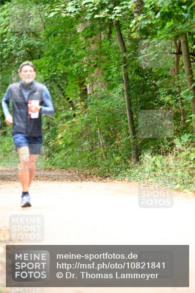 11.10.2026 - Bramfelder Halbmarathon 2026 Dr. Thomas Lammeyer http://msf.ph/oto/10821841 11.10.2026 10:30:10 Laufen  meine-sportfotos.de