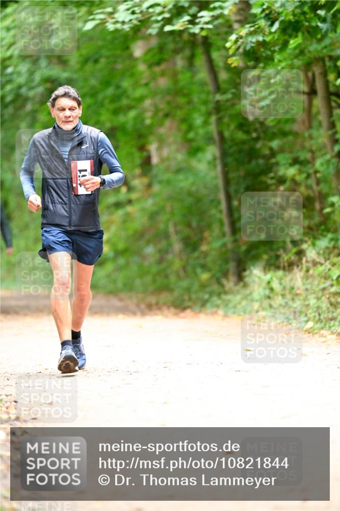 11.10.2026 - Bramfelder Halbmarathon 2026 Dr. Thomas Lammeyer http://msf.ph/oto/10821844 11.10.2026 10:30:10 Laufen 151 meine-sportfotos.de