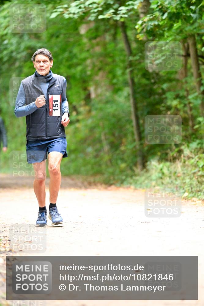 11.10.2026 - Bramfelder Halbmarathon 2026 Dr. Thomas Lammeyer http://msf.ph/oto/10821846 11.10.2026 10:30:11 Laufen 151 meine-sportfotos.de