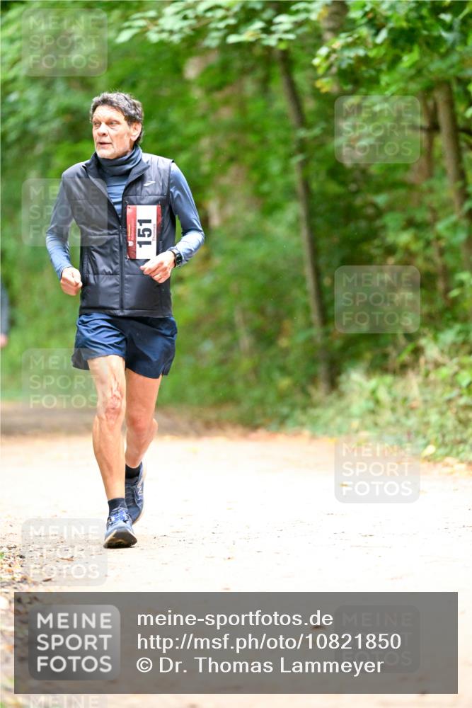 11.10.2026 - Bramfelder Halbmarathon 2026 Dr. Thomas Lammeyer http://msf.ph/oto/10821850 11.10.2026 10:30:11 Laufen 151 meine-sportfotos.de