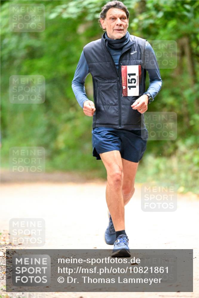 11.10.2026 - Bramfelder Halbmarathon 2026 Dr. Thomas Lammeyer http://msf.ph/oto/10821861 11.10.2026 10:30:13 Laufen 151 meine-sportfotos.de