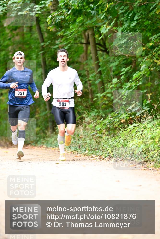 11.10.2026 - Bramfelder Halbmarathon 2026 Dr. Thomas Lammeyer http://msf.ph/oto/10821876 11.10.2026 10:30:23 Laufen 351, 595 meine-sportfotos.de