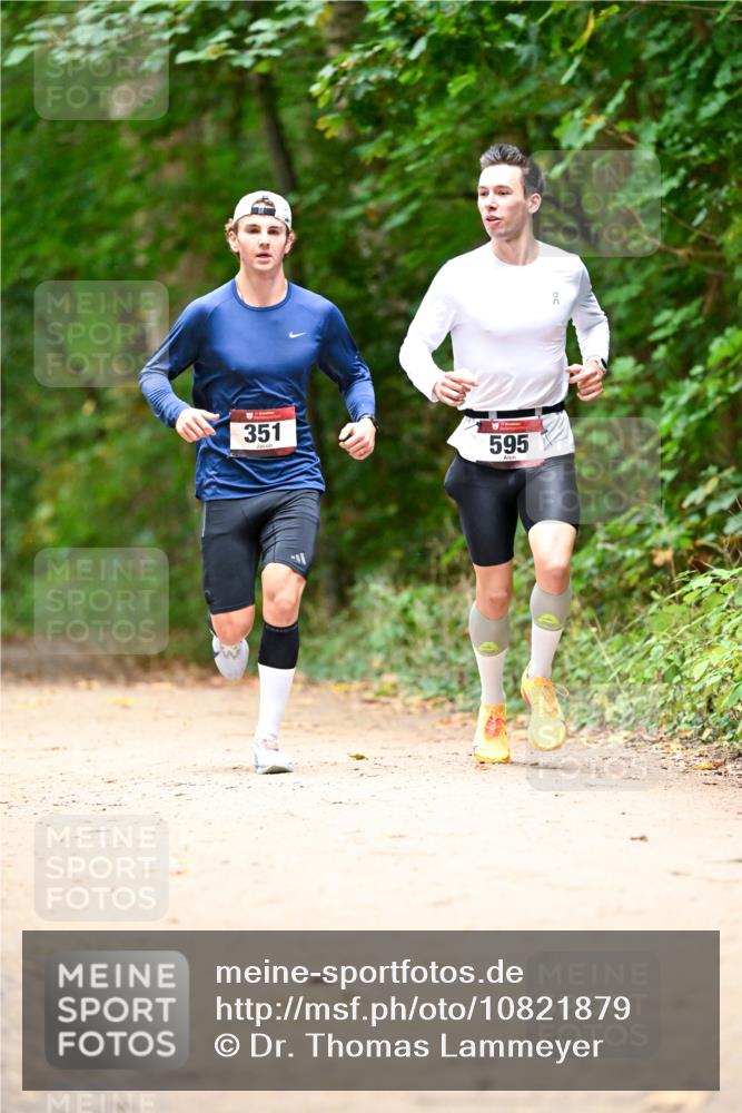 11.10.2026 - Bramfelder Halbmarathon 2026 Dr. Thomas Lammeyer http://msf.ph/oto/10821879 11.10.2026 10:30:23 Laufen 351, 595 meine-sportfotos.de