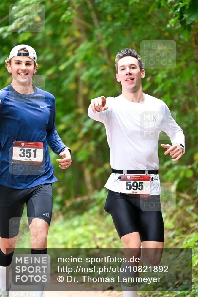11.10.2026 - Bramfelder Halbmarathon 2026 Dr. Thomas Lammeyer http://msf.ph/oto/10821892 11.10.2026 10:30:25 Laufen 35, 351, 595 meine-sportfotos.de