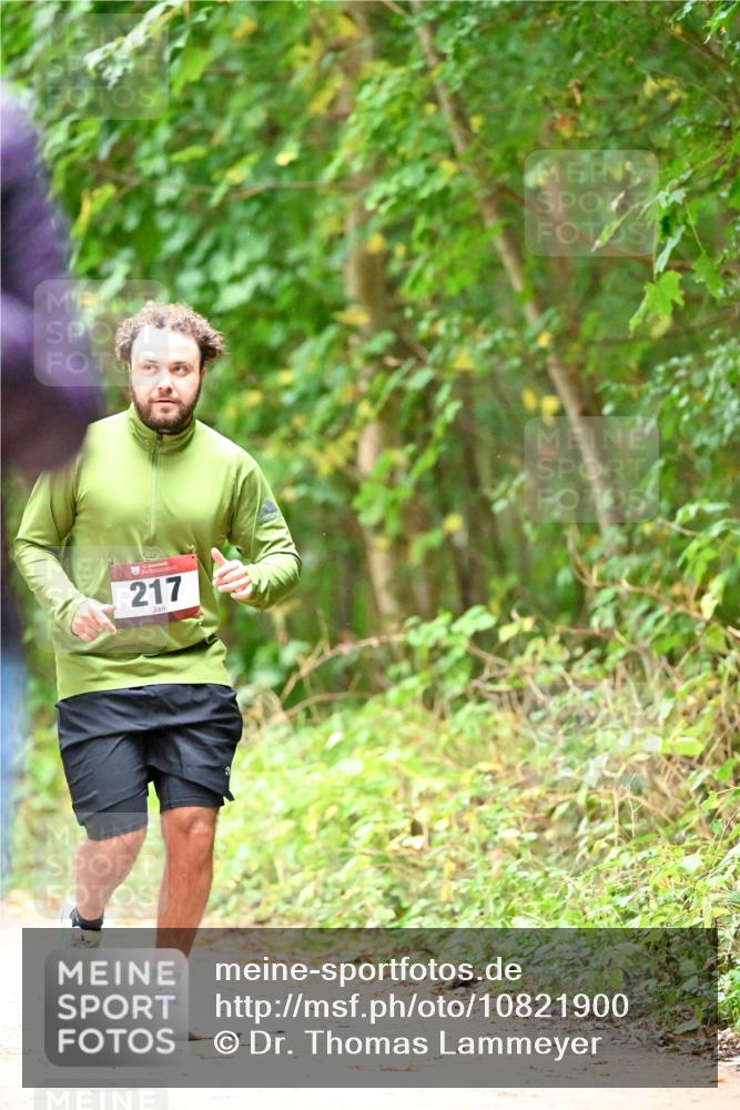 11.10.2026 - Bramfelder Halbmarathon 2026 Dr. Thomas Lammeyer http://msf.ph/oto/10821900 11.10.2026 10:30:38 Laufen 217 meine-sportfotos.de
