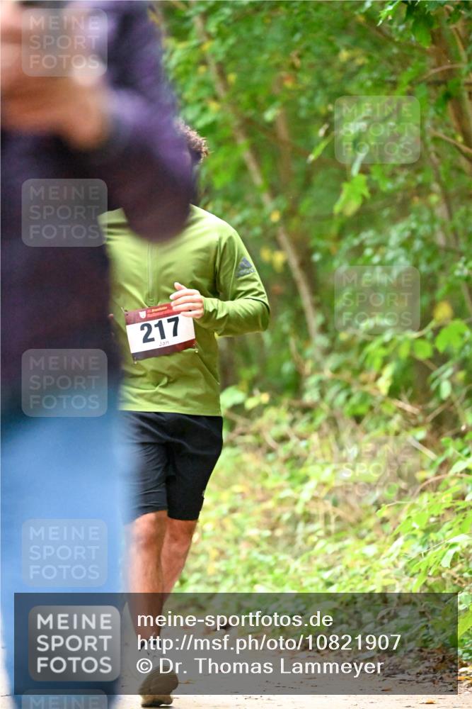 11.10.2026 - Bramfelder Halbmarathon 2026 Dr. Thomas Lammeyer http://msf.ph/oto/10821907 11.10.2026 10:30:39 Laufen 217 meine-sportfotos.de