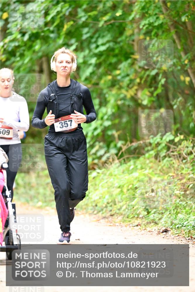 11.10.2026 - Bramfelder Halbmarathon 2026 Dr. Thomas Lammeyer http://msf.ph/oto/10821923 11.10.2026 10:30:46 Laufen 509, 357 meine-sportfotos.de