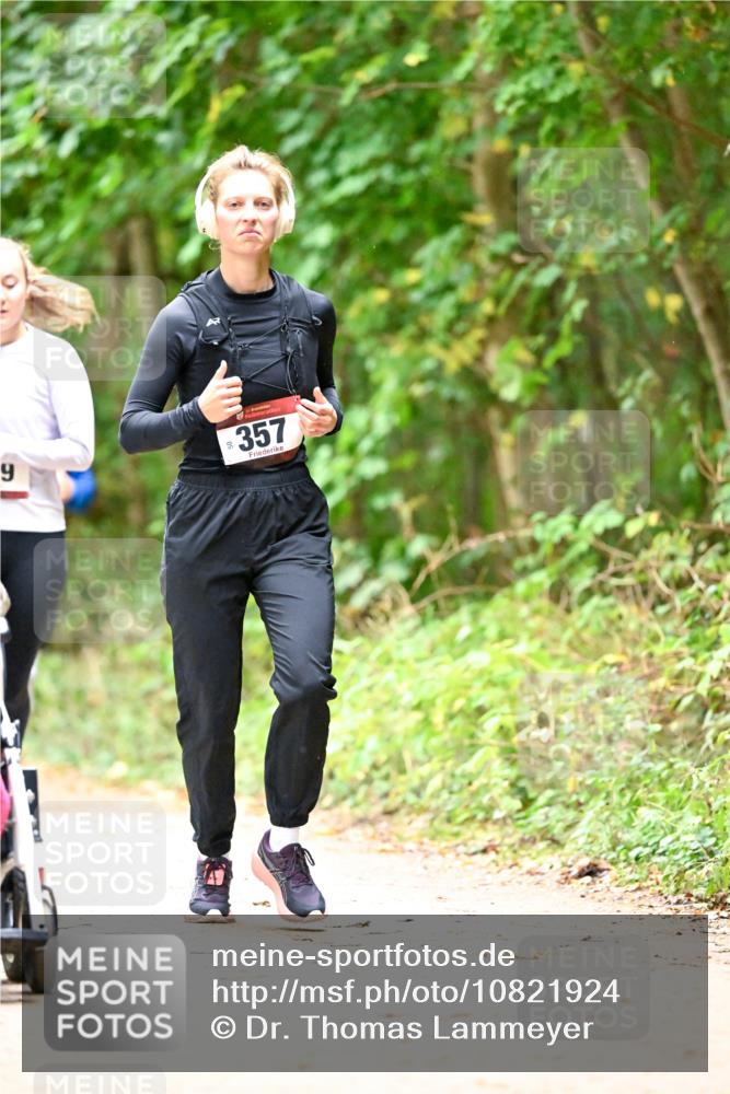 11.10.2026 - Bramfelder Halbmarathon 2026 Dr. Thomas Lammeyer http://msf.ph/oto/10821924 11.10.2026 10:30:46 Laufen 50, 357 meine-sportfotos.de