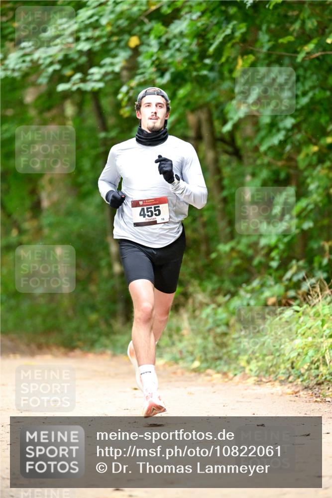 11.10.2026 - Bramfelder Halbmarathon 2026 Dr. Thomas Lammeyer http://msf.ph/oto/10822061 11.10.2026 10:31:36 Laufen 455, 16 meine-sportfotos.de
