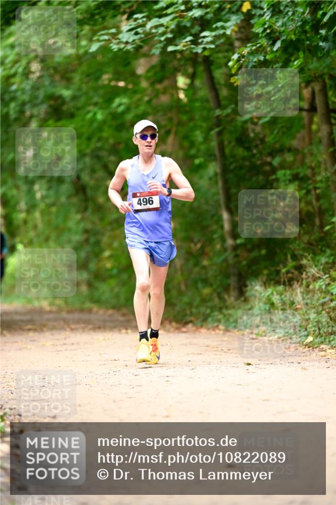 11.10.2026 - Bramfelder Halbmarathon 2026 Dr. Thomas Lammeyer http://msf.ph/oto/10822089 11.10.2026 10:31:46 Laufen 496 meine-sportfotos.de
