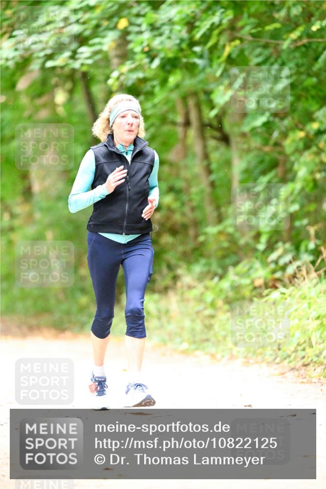 11.10.2026 - Bramfelder Halbmarathon 2026 Dr. Thomas Lammeyer http://msf.ph/oto/10822125 11.10.2026 10:31:59 Laufen  meine-sportfotos.de
