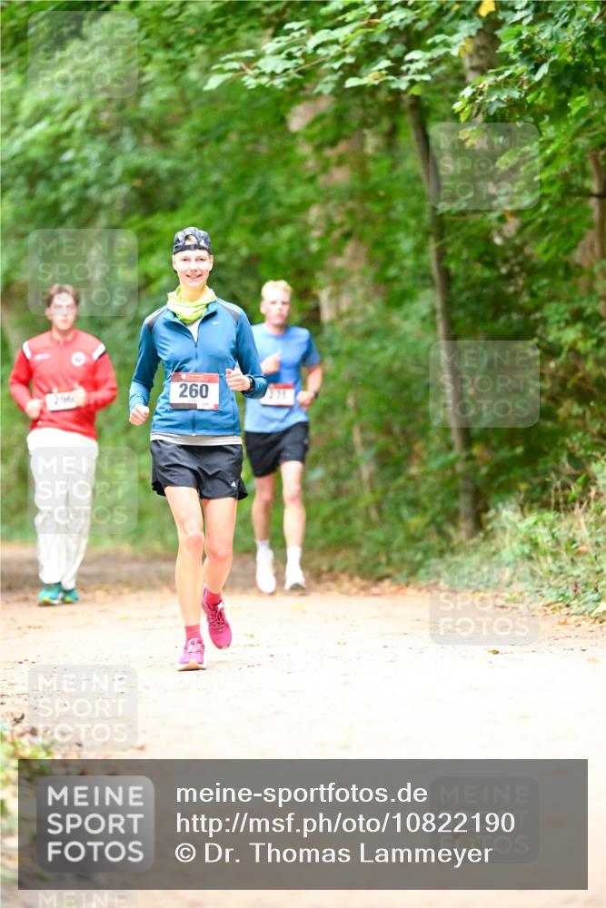 11.10.2026 - Bramfelder Halbmarathon 2026 Dr. Thomas Lammeyer http://msf.ph/oto/10822190 11.10.2026 10:33:17 Laufen 296, 260 meine-sportfotos.de