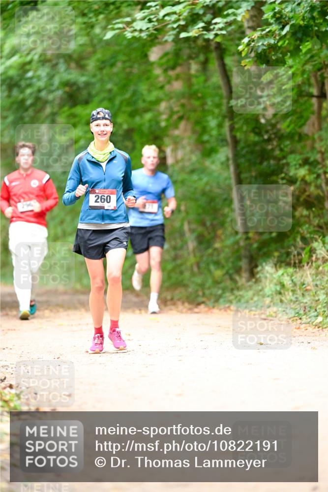 11.10.2026 - Bramfelder Halbmarathon 2026 Dr. Thomas Lammeyer http://msf.ph/oto/10822191 11.10.2026 10:33:17 Laufen 260 meine-sportfotos.de