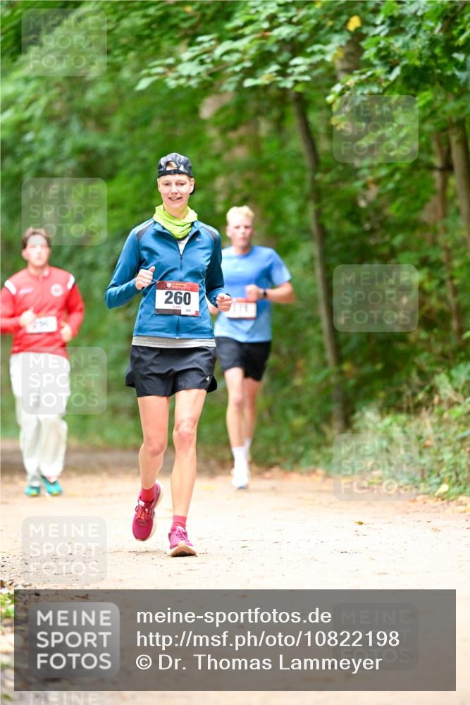 11.10.2026 - Bramfelder Halbmarathon 2026 Dr. Thomas Lammeyer http://msf.ph/oto/10822198 11.10.2026 10:33:18 Laufen 260 meine-sportfotos.de