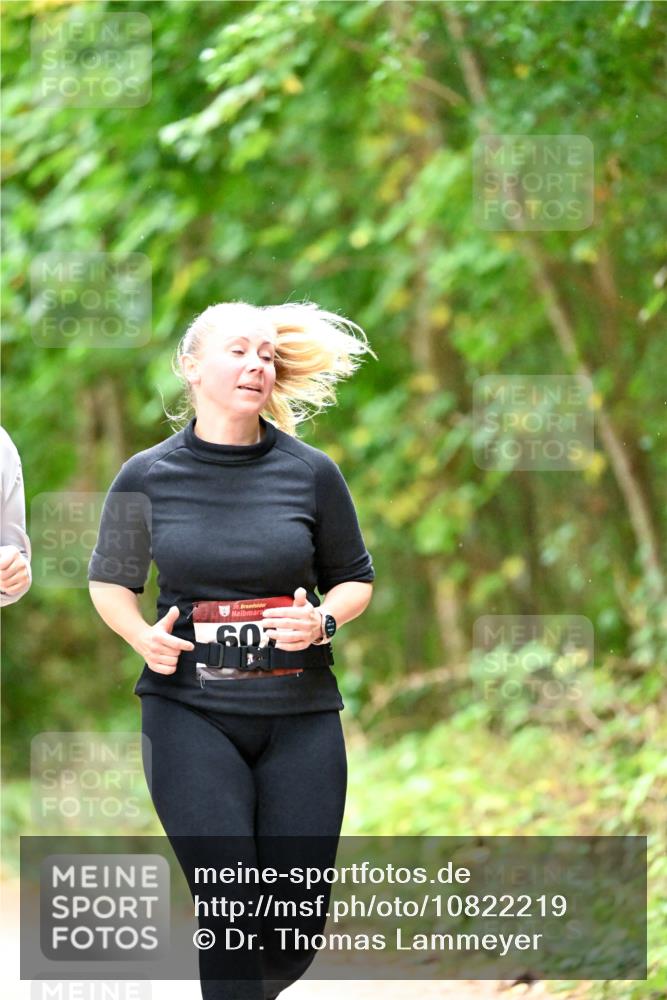 11.10.2026 - Bramfelder Halbmarathon 2026 Dr. Thomas Lammeyer http://msf.ph/oto/10822219 11.10.2026 10:33:39 Laufen 55, 607 meine-sportfotos.de
