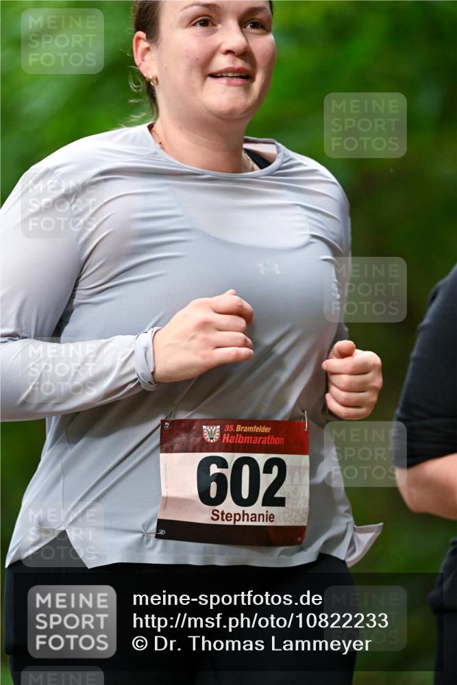 11.10.2026 - Bramfelder Halbmarathon 2026 Dr. Thomas Lammeyer http://msf.ph/oto/10822233 11.10.2026 10:33:41 Laufen 35, 602 meine-sportfotos.de