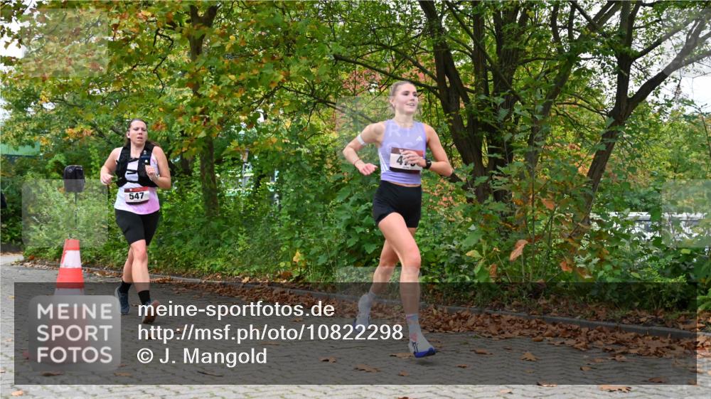 11.10.2026 - Bramfelder Halbmarathon 2026 J. Mangold http://msf.ph/oto/10822298 11.10.2026 10:13:04 Laufen 479, 547 meine-sportfotos.de