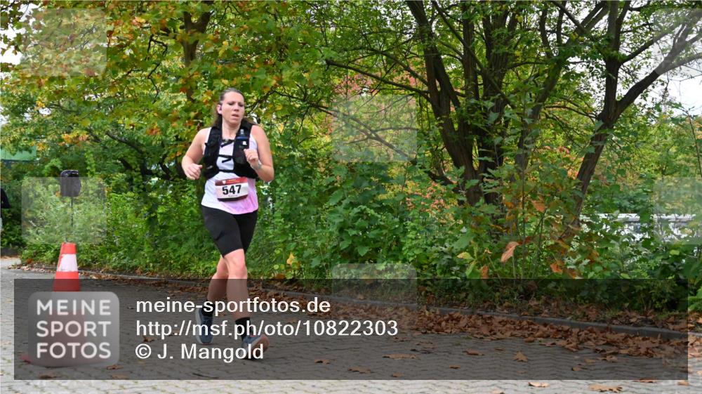 11.10.2026 - Bramfelder Halbmarathon 2026 J. Mangold http://msf.ph/oto/10822303 11.10.2026 10:13:05 Laufen 479, 547 meine-sportfotos.de