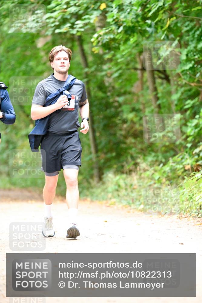 11.10.2026 - Bramfelder Halbmarathon 2026 Dr. Thomas Lammeyer http://msf.ph/oto/10822313 11.10.2026 10:33:59 Laufen  meine-sportfotos.de