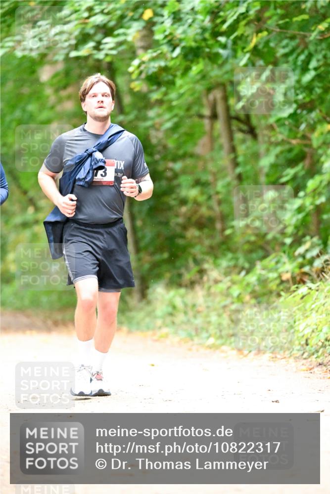 11.10.2026 - Bramfelder Halbmarathon 2026 Dr. Thomas Lammeyer http://msf.ph/oto/10822317 11.10.2026 10:33:59 Laufen 73 meine-sportfotos.de