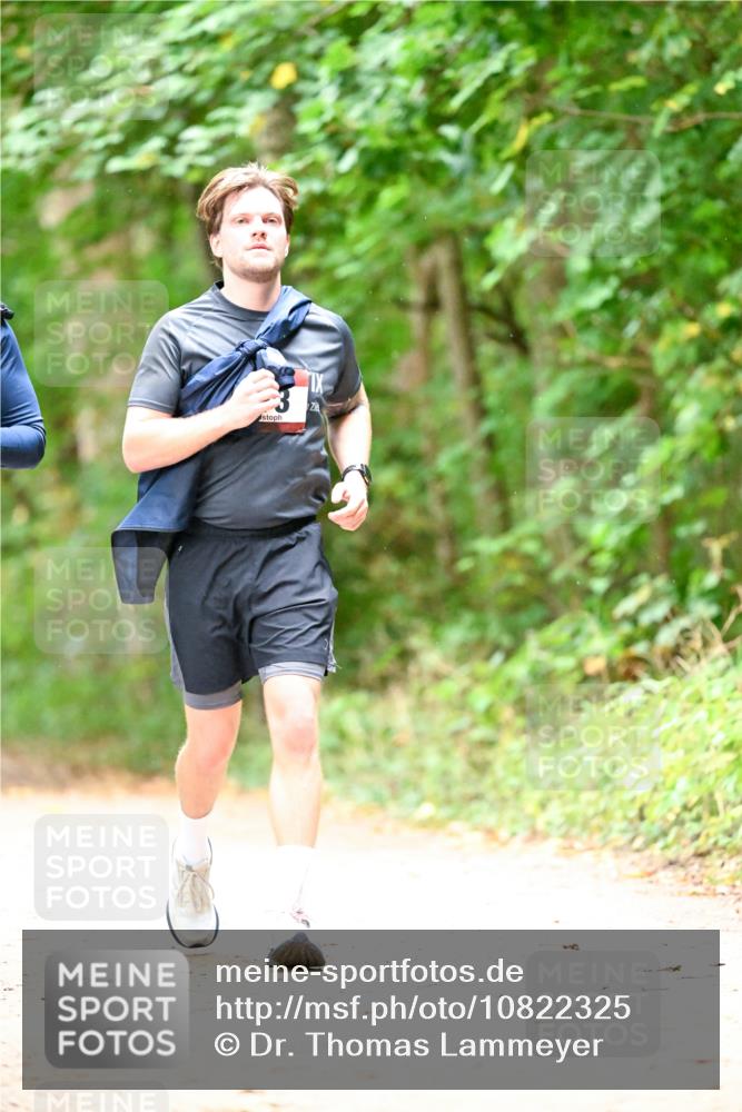 11.10.2026 - Bramfelder Halbmarathon 2026 Dr. Thomas Lammeyer http://msf.ph/oto/10822325 11.10.2026 10:33:59 Laufen  meine-sportfotos.de