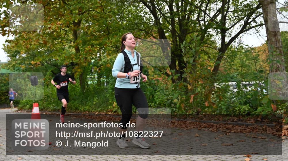 11.10.2026 - Bramfelder Halbmarathon 2026 J. Mangold http://msf.ph/oto/10822327 11.10.2026 10:13:55 Laufen 214, 319, 439 meine-sportfotos.de