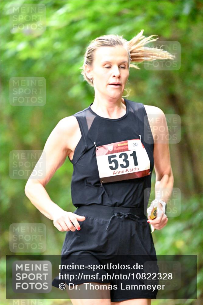 11.10.2026 - Bramfelder Halbmarathon 2026 Dr. Thomas Lammeyer http://msf.ph/oto/10822328 11.10.2026 10:34:05 Laufen 289, 35, 531 meine-sportfotos.de