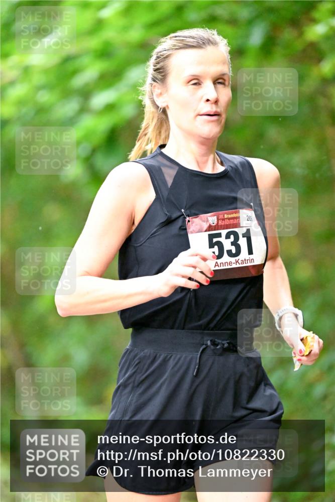11.10.2026 - Bramfelder Halbmarathon 2026 Dr. Thomas Lammeyer http://msf.ph/oto/10822330 11.10.2026 10:34:06 Laufen 35, 531, 289, 2 meine-sportfotos.de