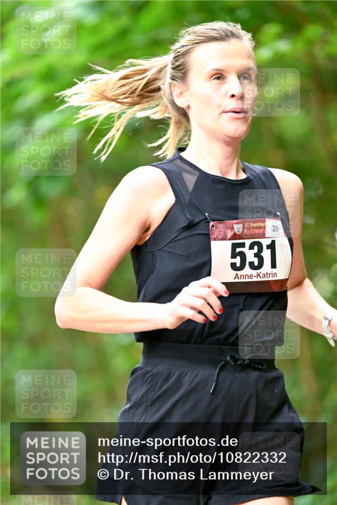 11.10.2026 - Bramfelder Halbmarathon 2026 Dr. Thomas Lammeyer http://msf.ph/oto/10822332 11.10.2026 10:34:06 Laufen 35, 531, 289 meine-sportfotos.de