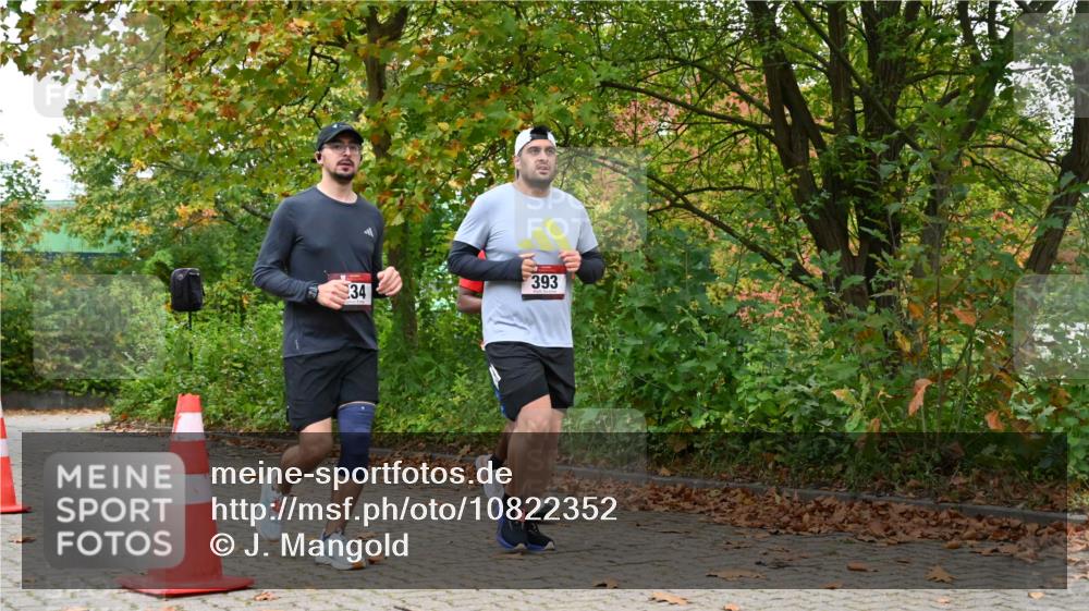 11.10.2026 - Bramfelder Halbmarathon 2026 J. Mangold http://msf.ph/oto/10822352 11.10.2026 10:14:13 Laufen 157, 234, 393, 422 meine-sportfotos.de