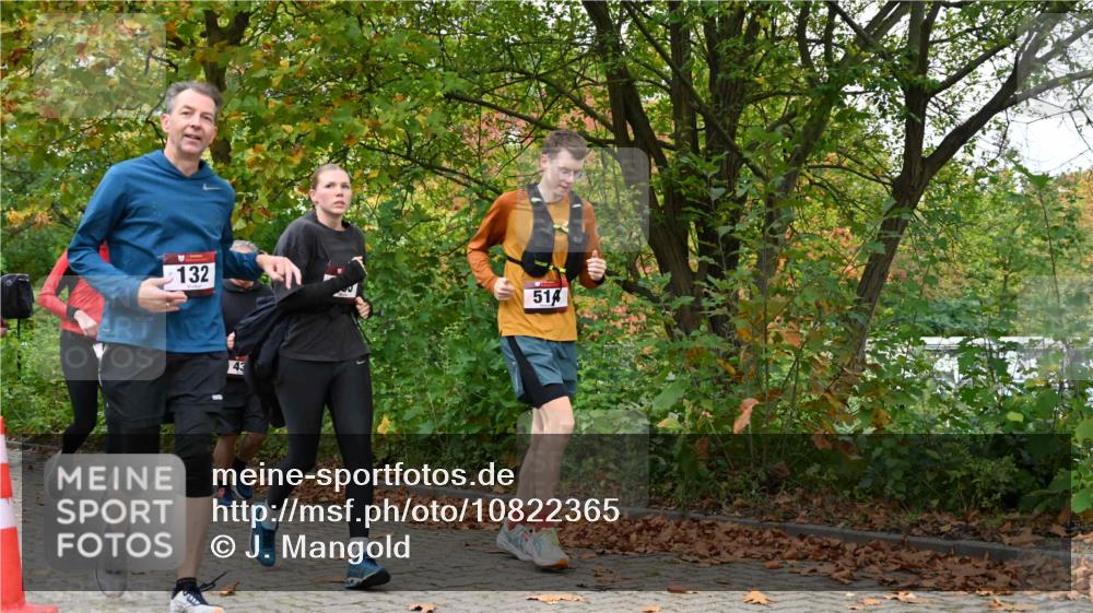 11.10.2026 - Bramfelder Halbmarathon 2026 J. Mangold http://msf.ph/oto/10822365 11.10.2026 10:14:35 Laufen 132, 365, 401, 435, 514 meine-sportfotos.de