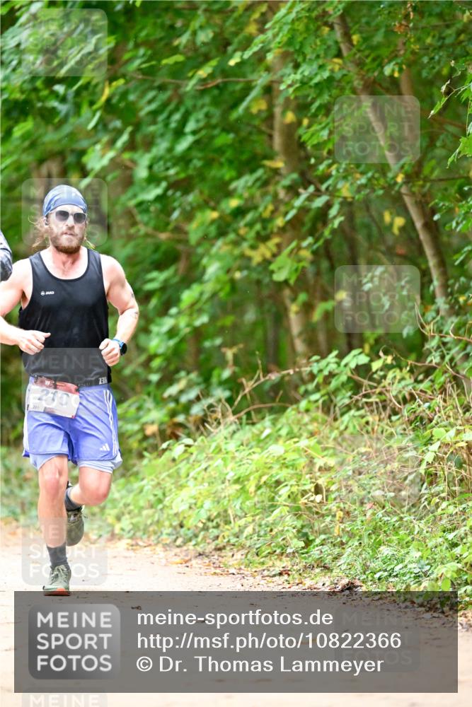 11.10.2026 - Bramfelder Halbmarathon 2026 Dr. Thomas Lammeyer http://msf.ph/oto/10822366 11.10.2026 10:34:13 Laufen 281, 219, 190, 238 meine-sportfotos.de