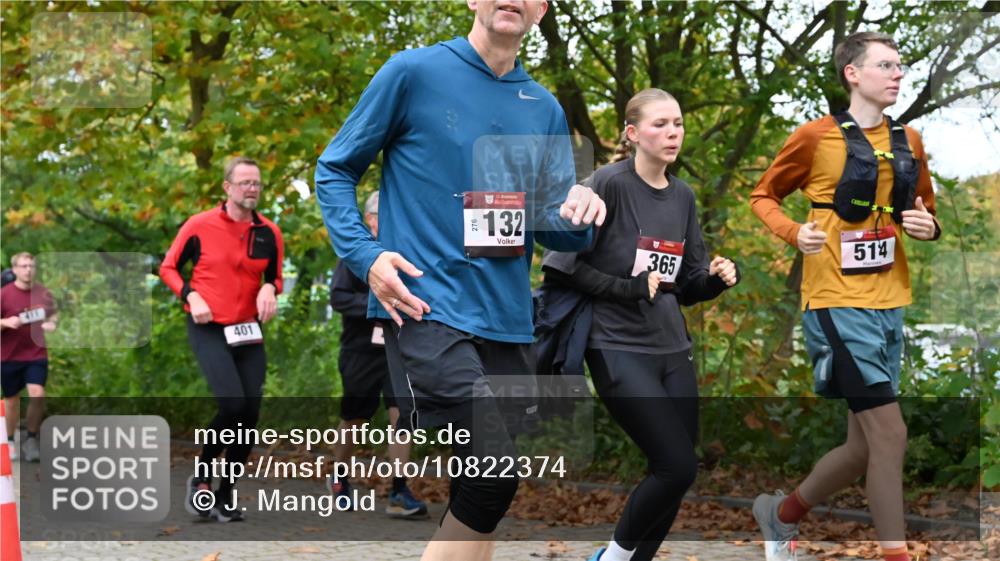 11.10.2026 - Bramfelder Halbmarathon 2026 J. Mangold http://msf.ph/oto/10822374 11.10.2026 10:14:36 Laufen 132, 365, 401, 411, 435, 469, 514 meine-sportfotos.de